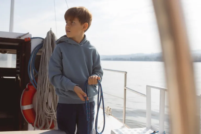 Tradycje żeglarskie i ich miejsce na obozach żeglarskich w 2024